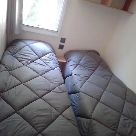 Mobil Home Neuf 6 Places Climatise Camiers Buitenkant foto