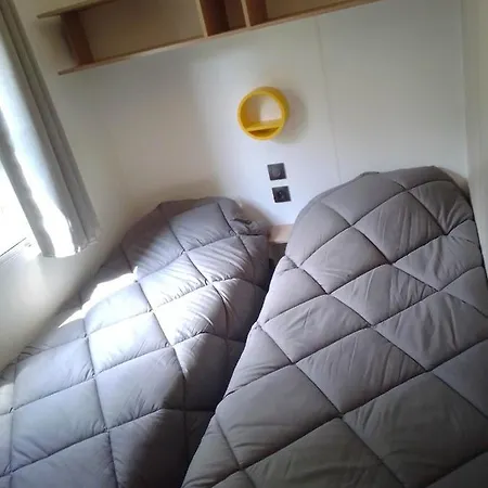 Mobil Home Neuf 6 Places Climatise Camiers Buitenkant foto